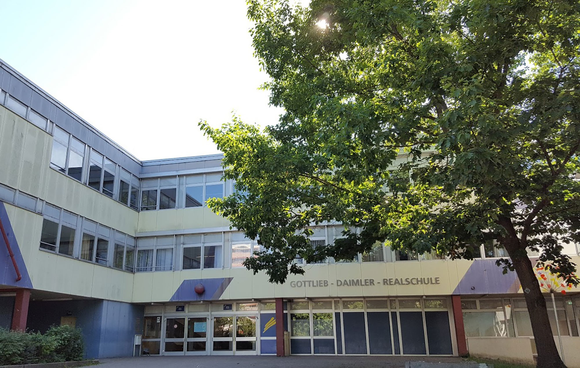 Schulgebäude der Gottlieb-Daimler-Schule Schorndorf 1974